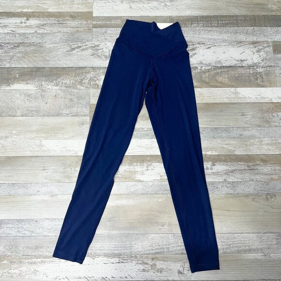 NWT Offline by Aerie Real Me High Waisted Crossover Legging Navy Size S Long - Picture 3 of 9
